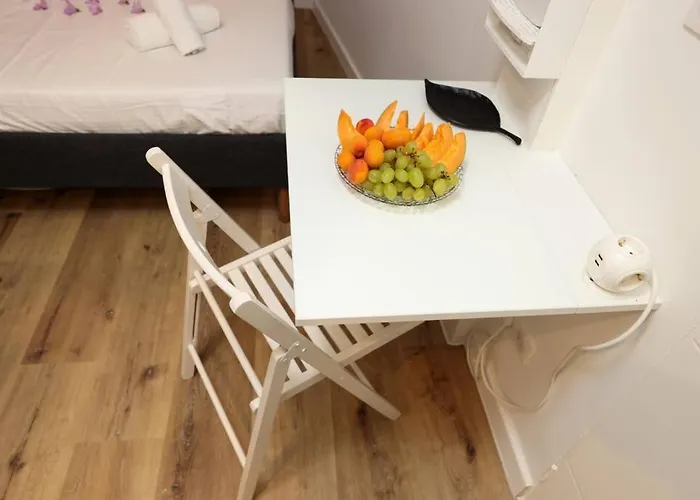 La Tour De Bohemond Apartment